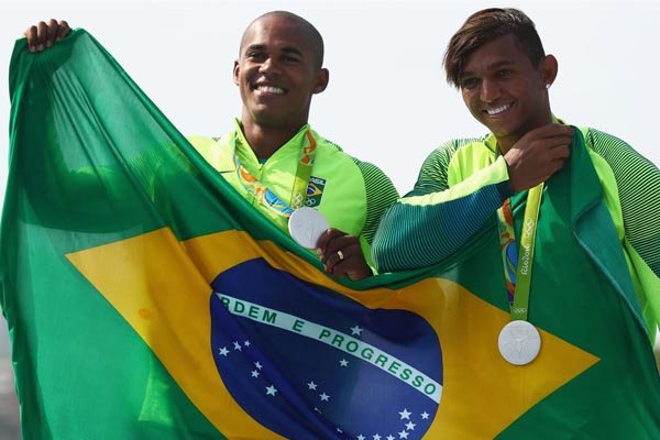 Podium olímpico Rio 2016 com Isaquias Queiroz